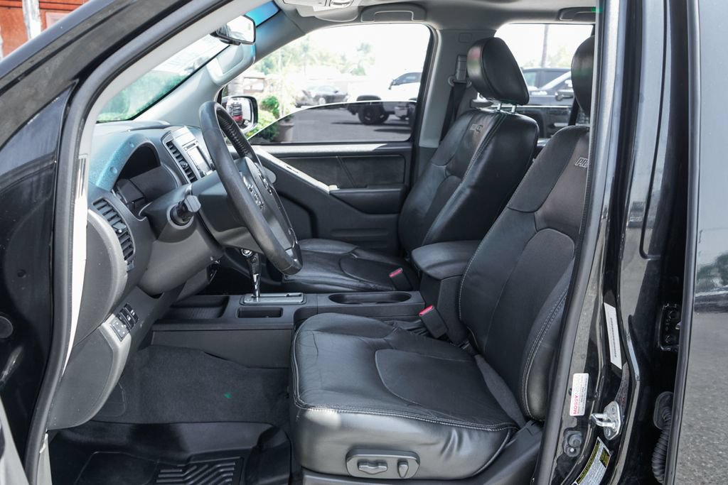 Used 2018 Nissan Frontier PRO-4X w/ Pro-4x Luxury Package AWD/4WD image 17