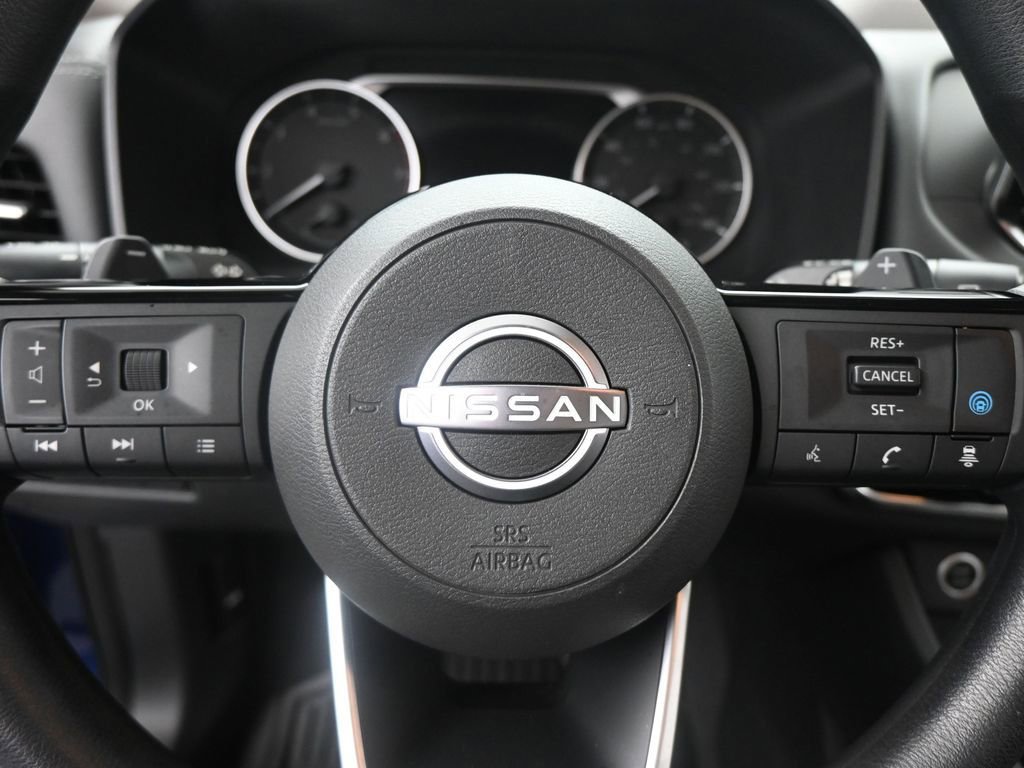 Used 2022 Nissan Rogue SV image 12