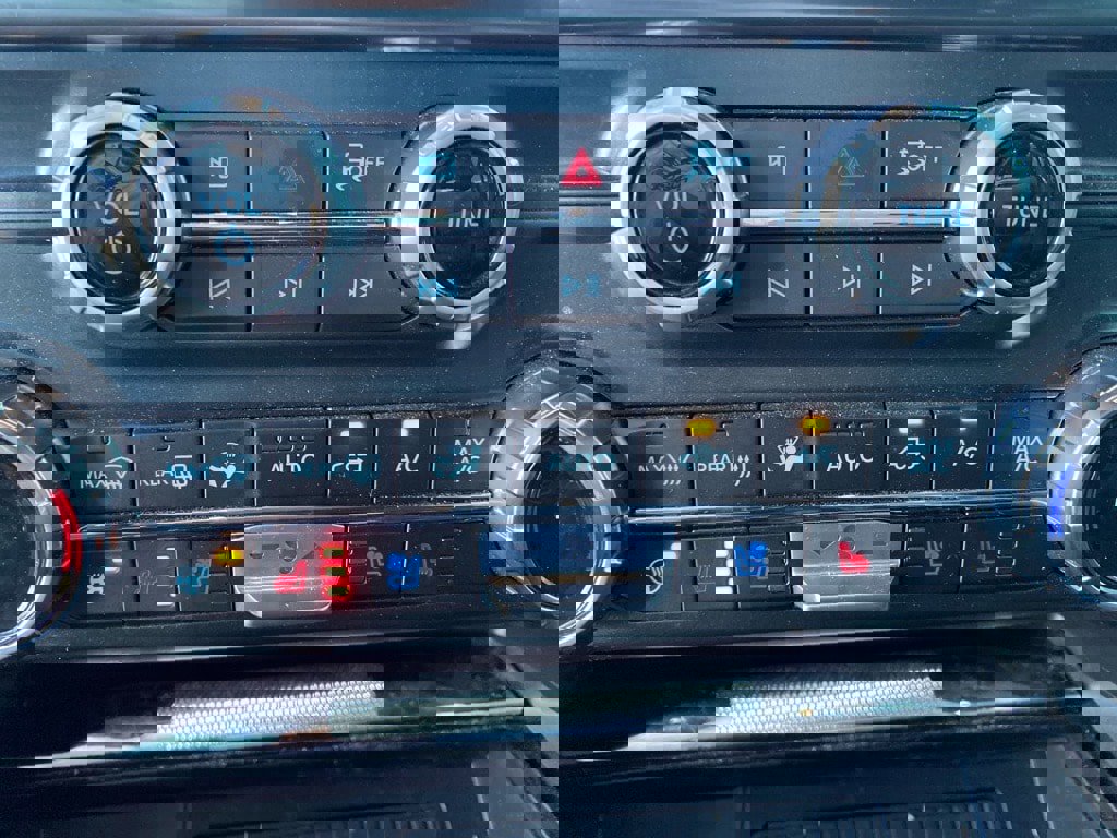 Used 2025 Ford F150 Tremor w/ Equipment Group 402A High image 16