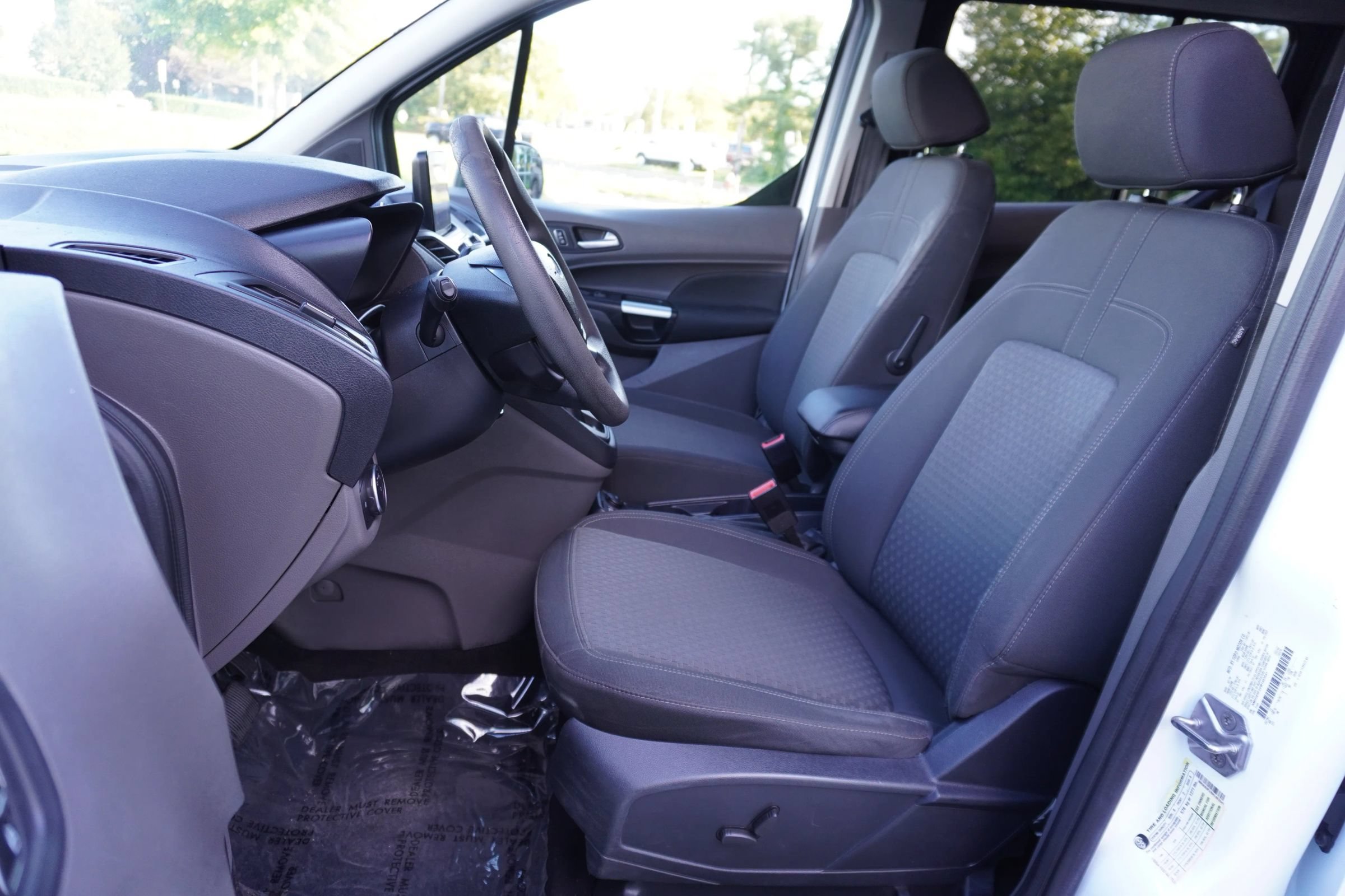 Used 2021 Ford Transit Connect XLT FWD image 9