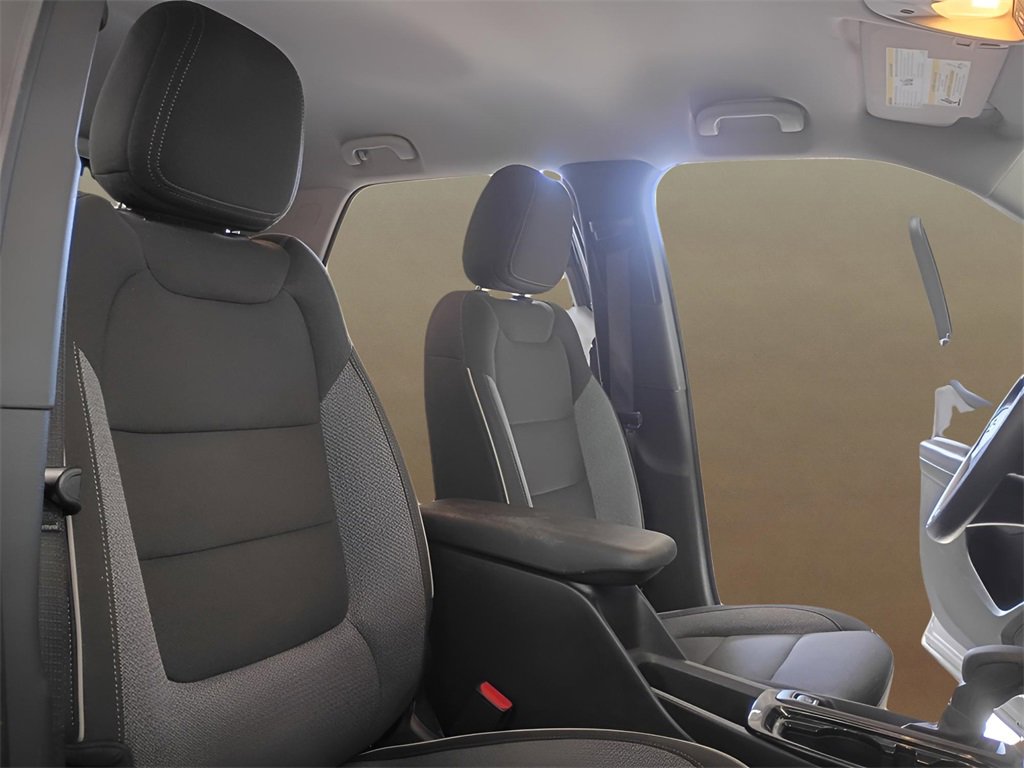 Used 2025 Chevrolet TrailBlazer LT image 19