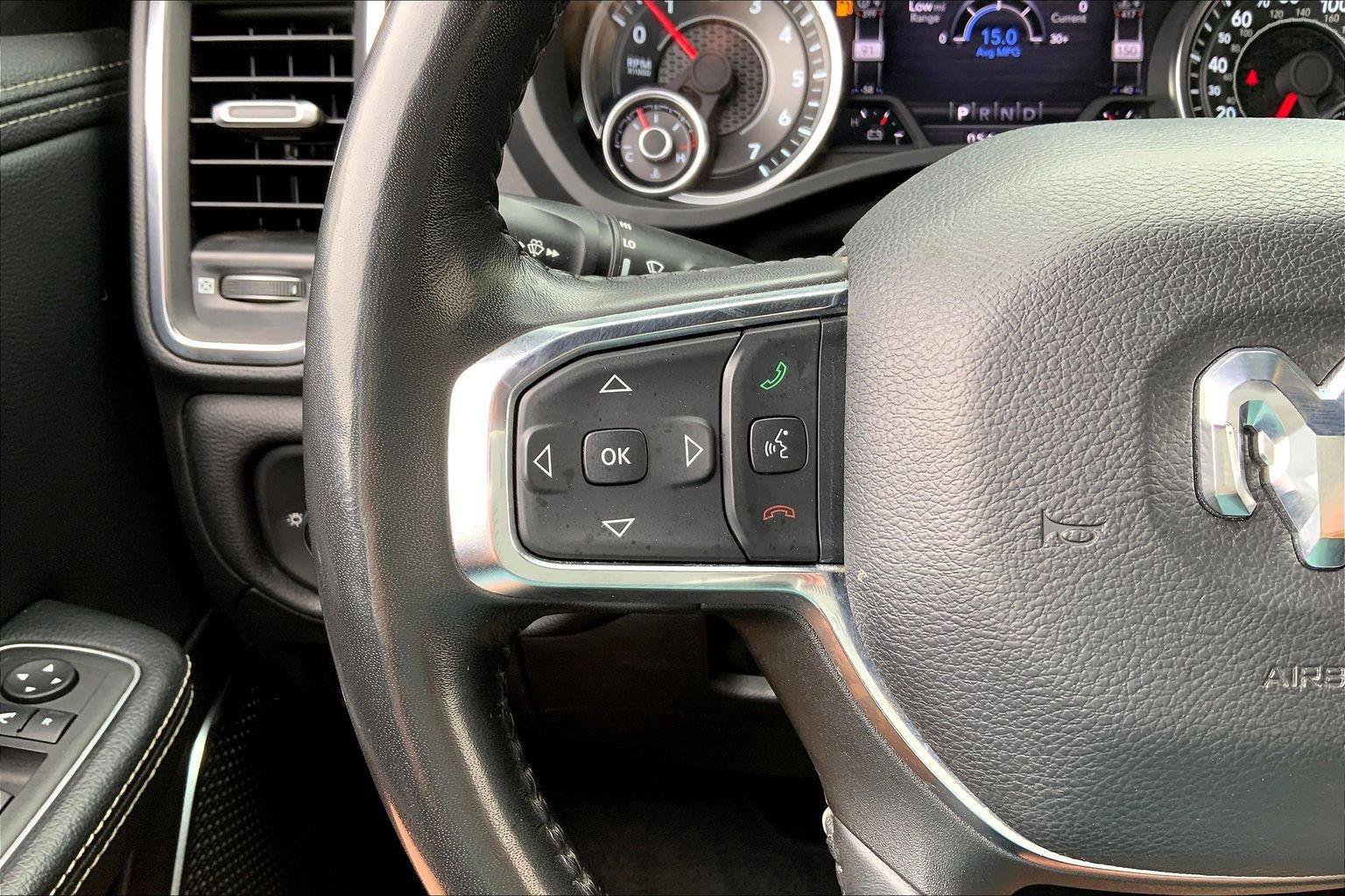 Used 2024 RAM 1500 Laramie AWD/4WD image 17