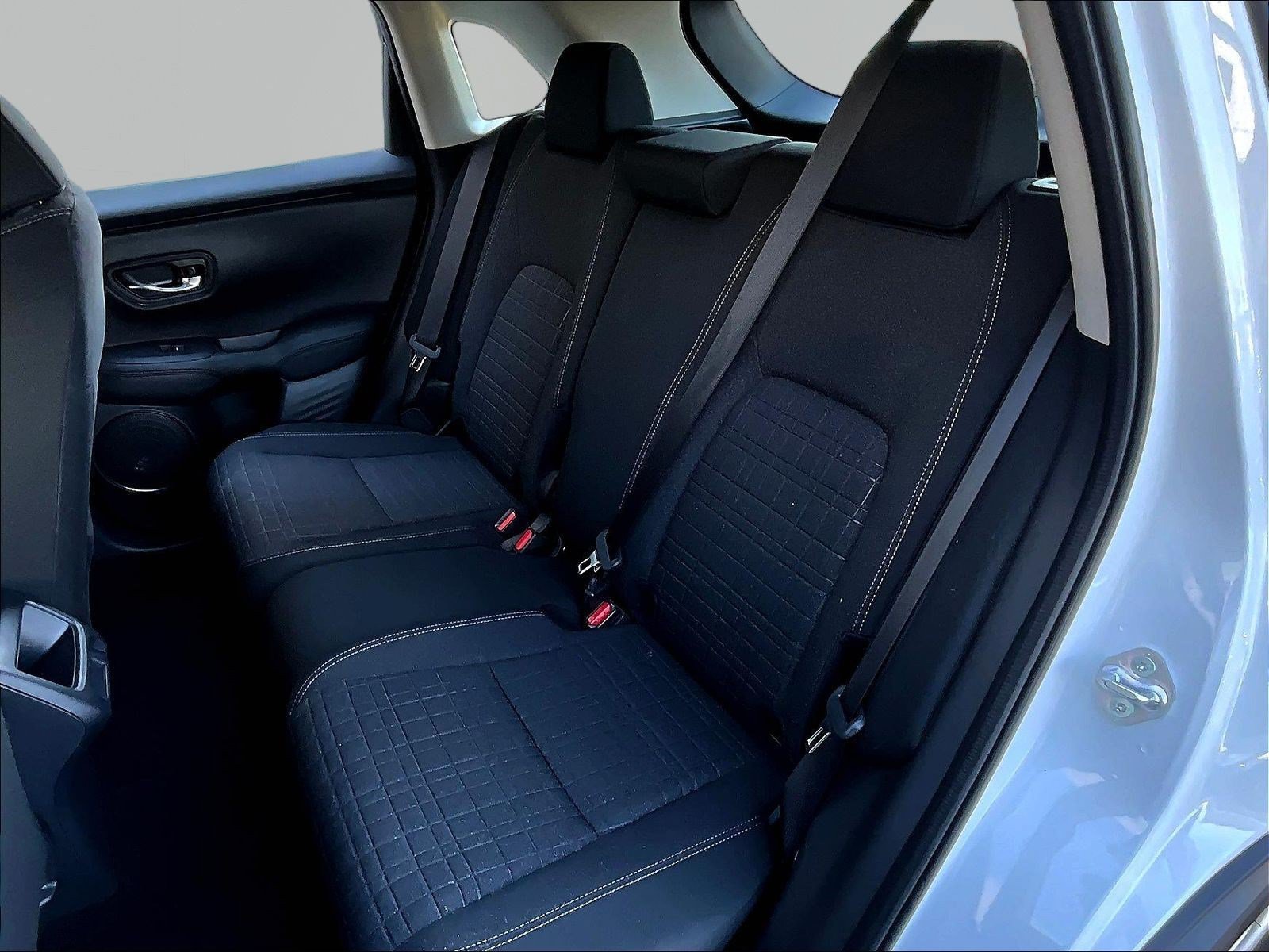 Used 2024 Honda HR-V LX image 20
