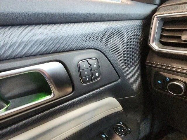 Used 2024 Ford Mustang Premium image 17