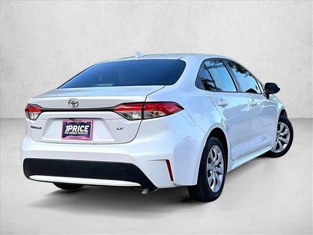 Used 2022 Toyota Corolla LE FWD image 2