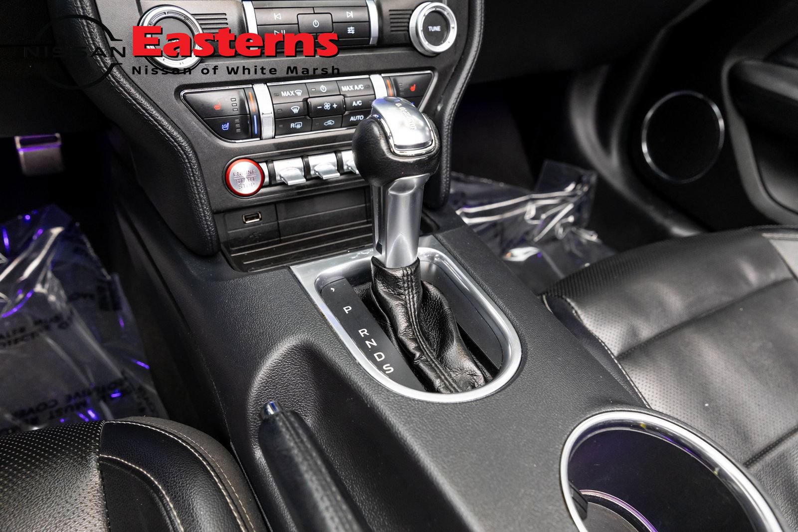 Used 2022 Ford Mustang Premium RWD image 13