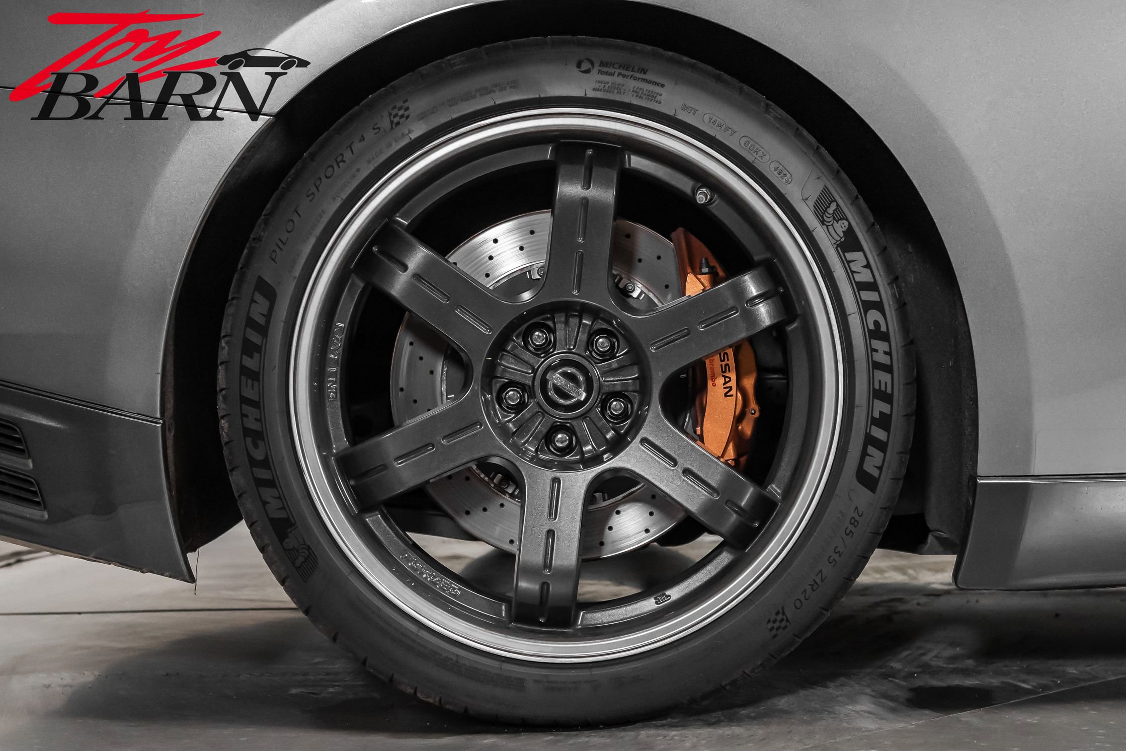 Used 2013 Nissan GT-R Black Edition image 16