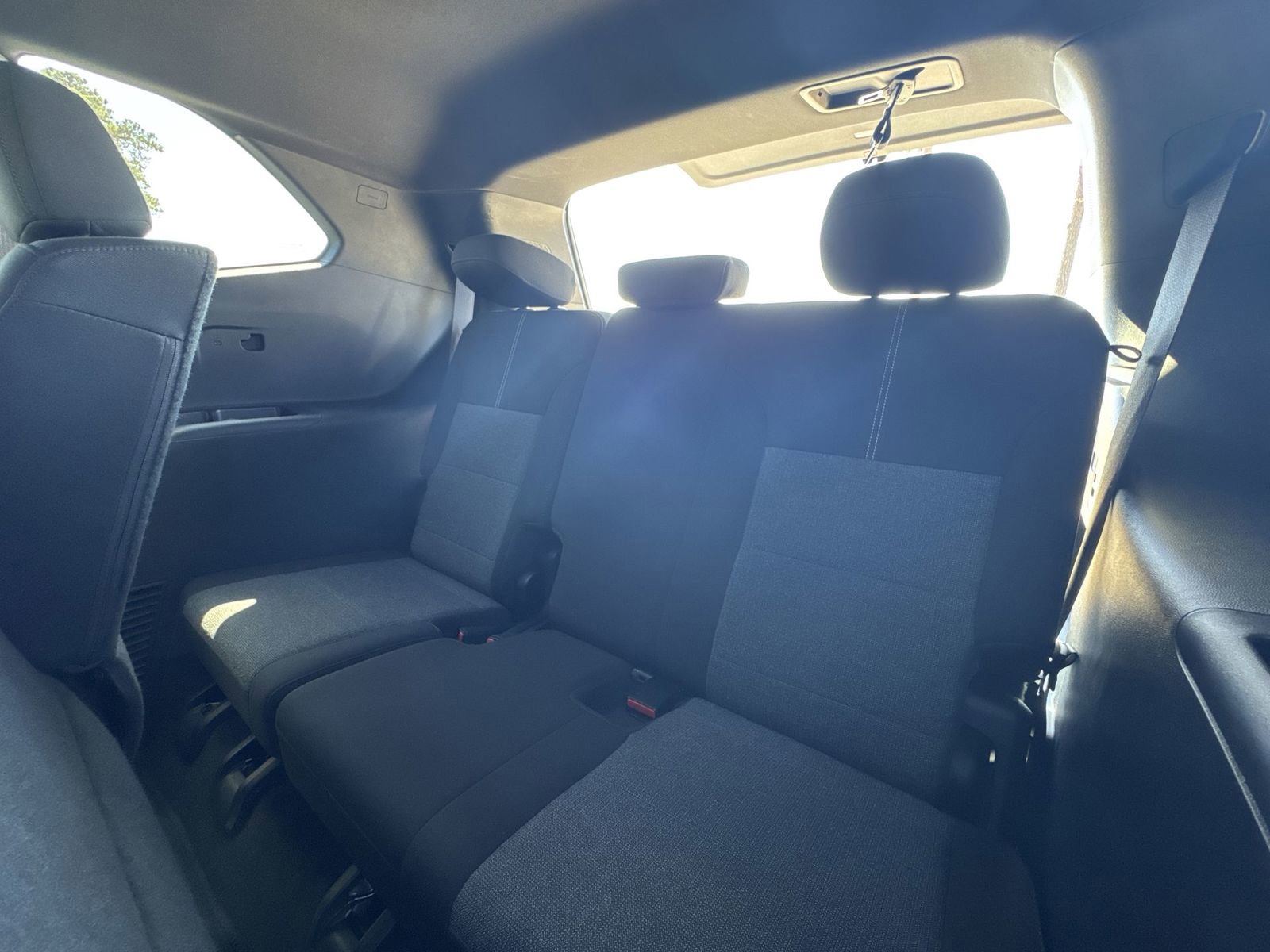 Used 2025 GMC Acadia Elevation image 31