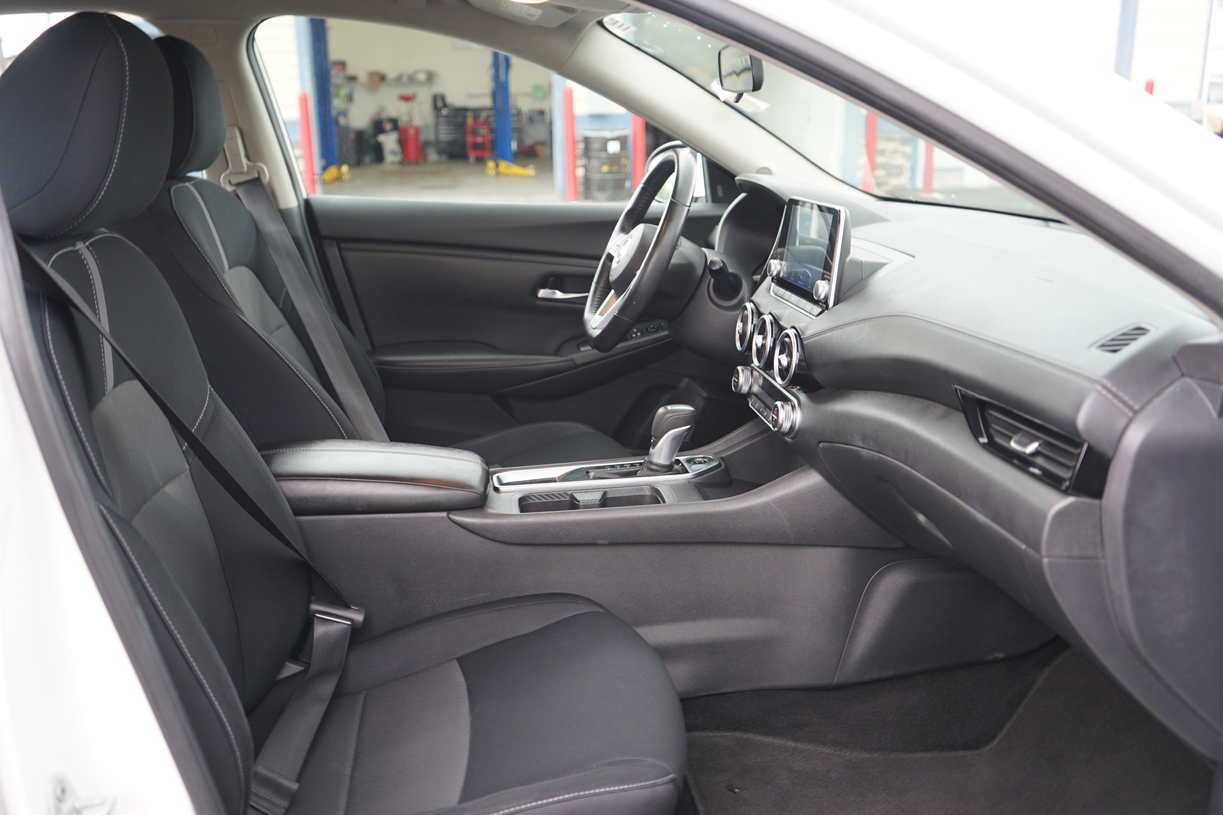 Used 2021 Nissan Sentra SV image 29