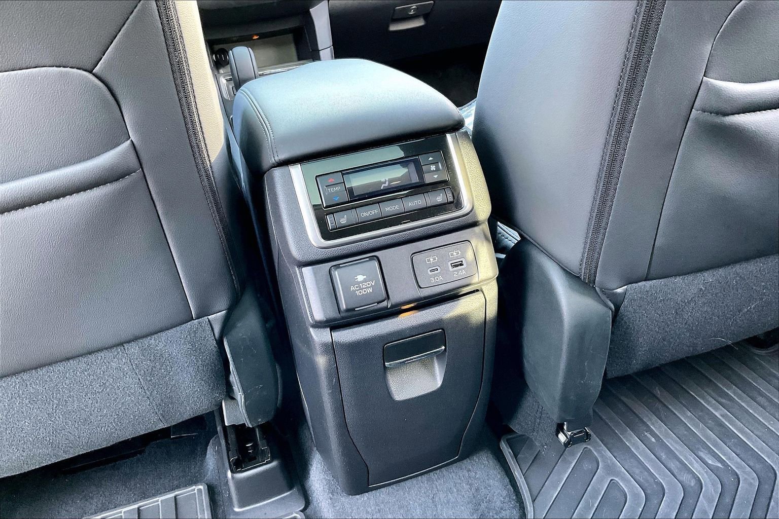 Used 2025 Subaru Ascent Bronze Edition w/ Popular Package #2 image 24