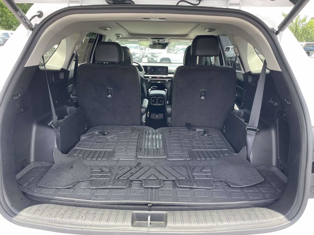 Used 2025 Kia Sorento EX w/ Panoramic Sunroof Package FWD image 45