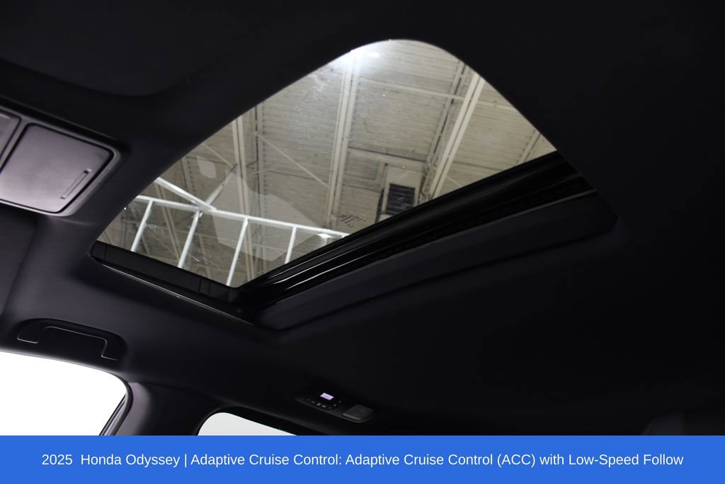 Used 2025 Honda Odyssey Sport-L image 25