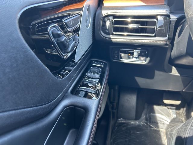 Used 2020 Lincoln Aviator Grand Touring w/ Equipment Group 302A image 20
