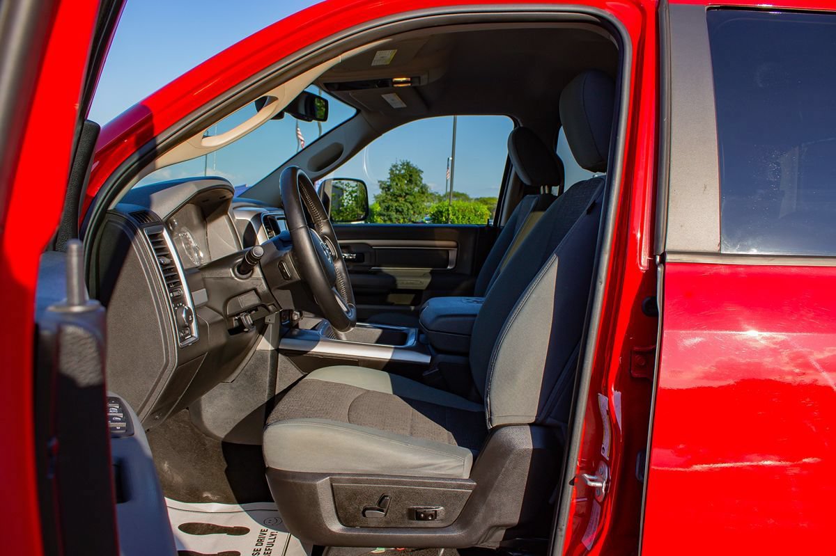 Used 2017 RAM 1500 Big Horn AWD/4WD image 12