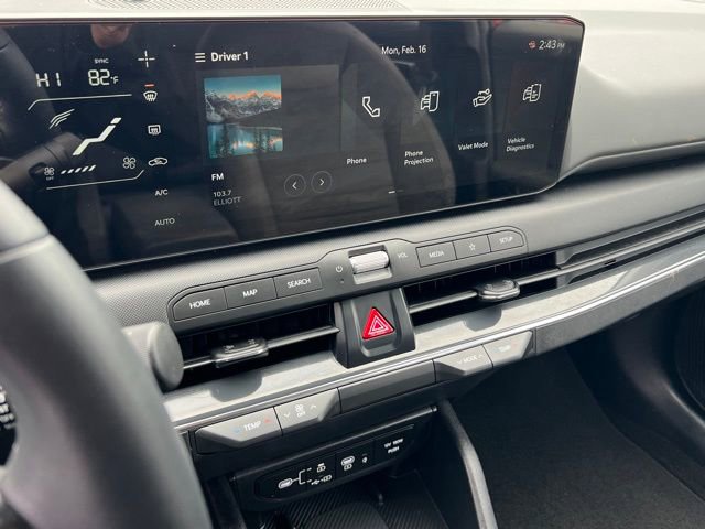 Certified 2025 Kia K4 EX image 22