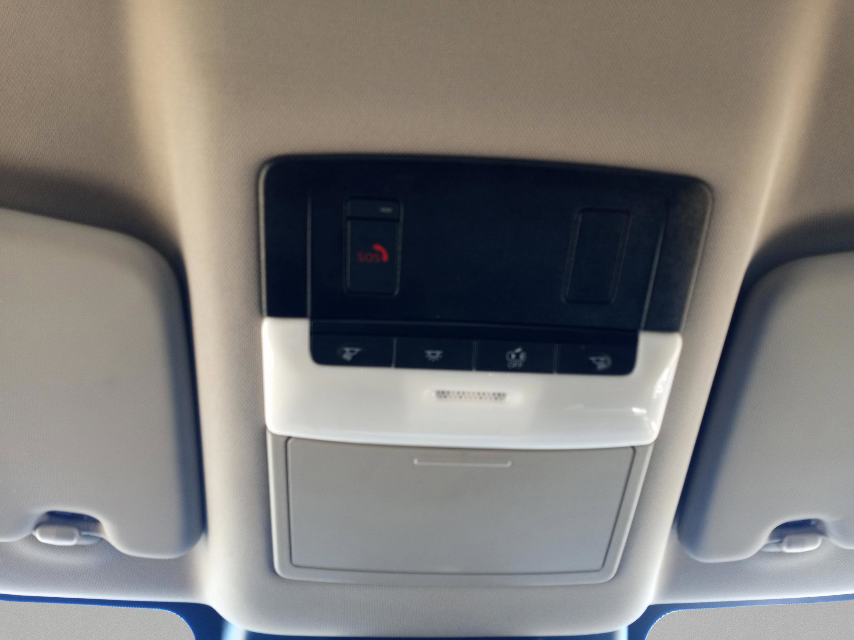 Used 2024 Nissan Rogue SV image 19