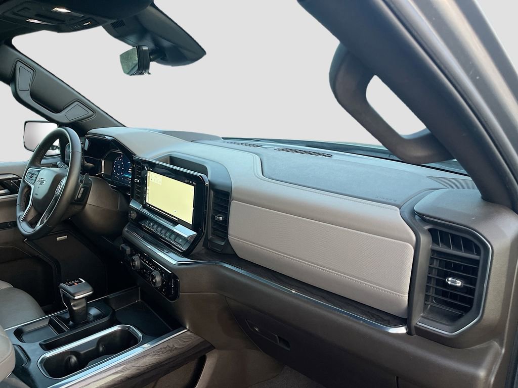 Used 2024 Chevrolet Silverado 1500 LTZ w/ Technology Package image 29