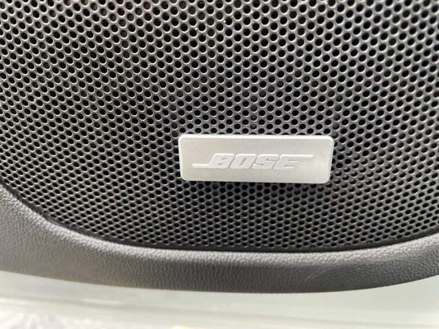 Used 2023 GMC Acadia Denali image 14