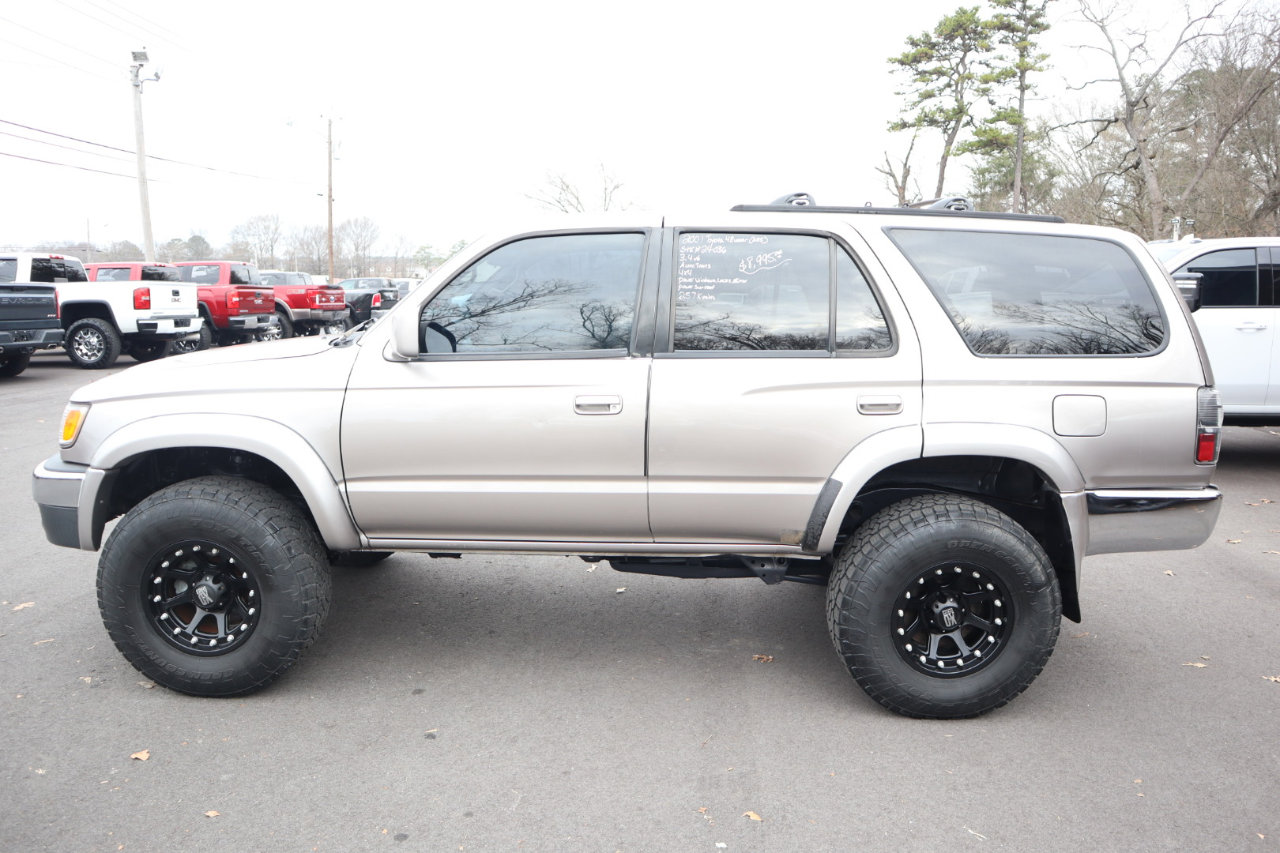Used 2001 Toyota 4Runner SR5 image 6