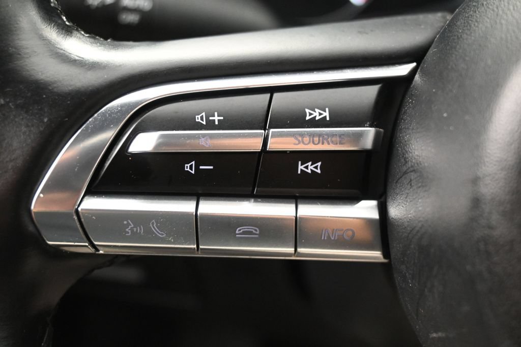 Used 2023 MAZDA MAZDA3 s FWD image 19