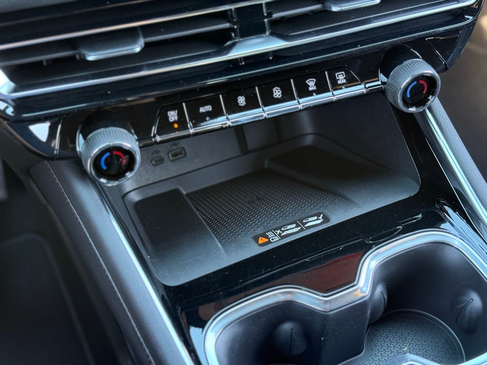 New 2026 Chevrolet Traverse RS image 26