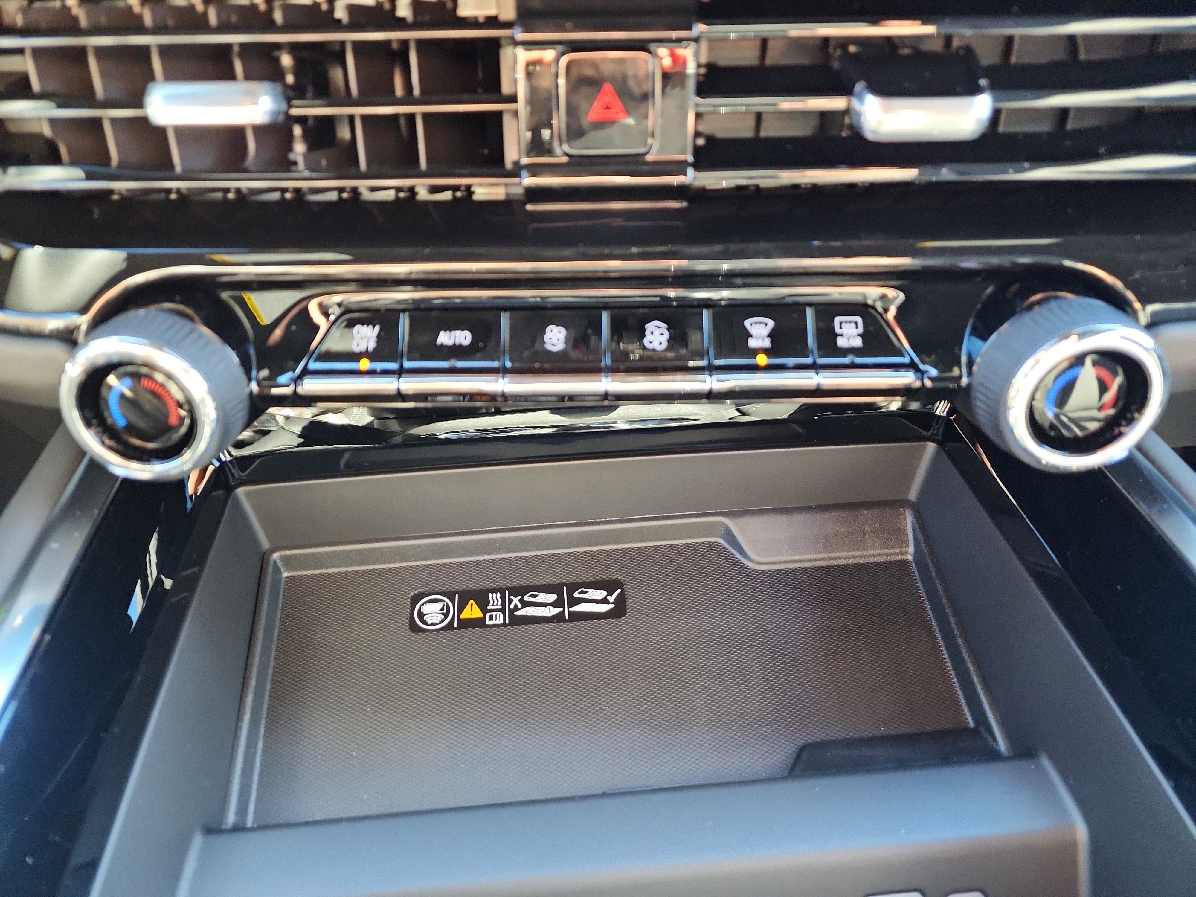 New 2026 Chevrolet Tahoe Premier image 16