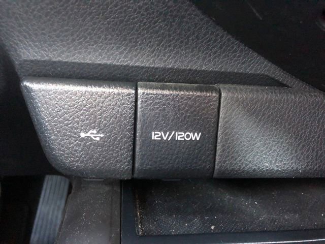 Used 2023 Toyota Camry SE image 59