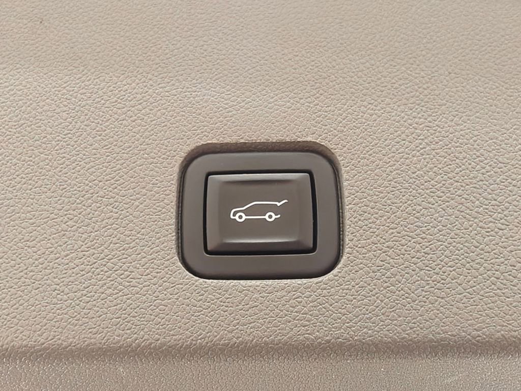 Used 2021 Cadillac XT6 Premium Luxury AWD/4WD image 19