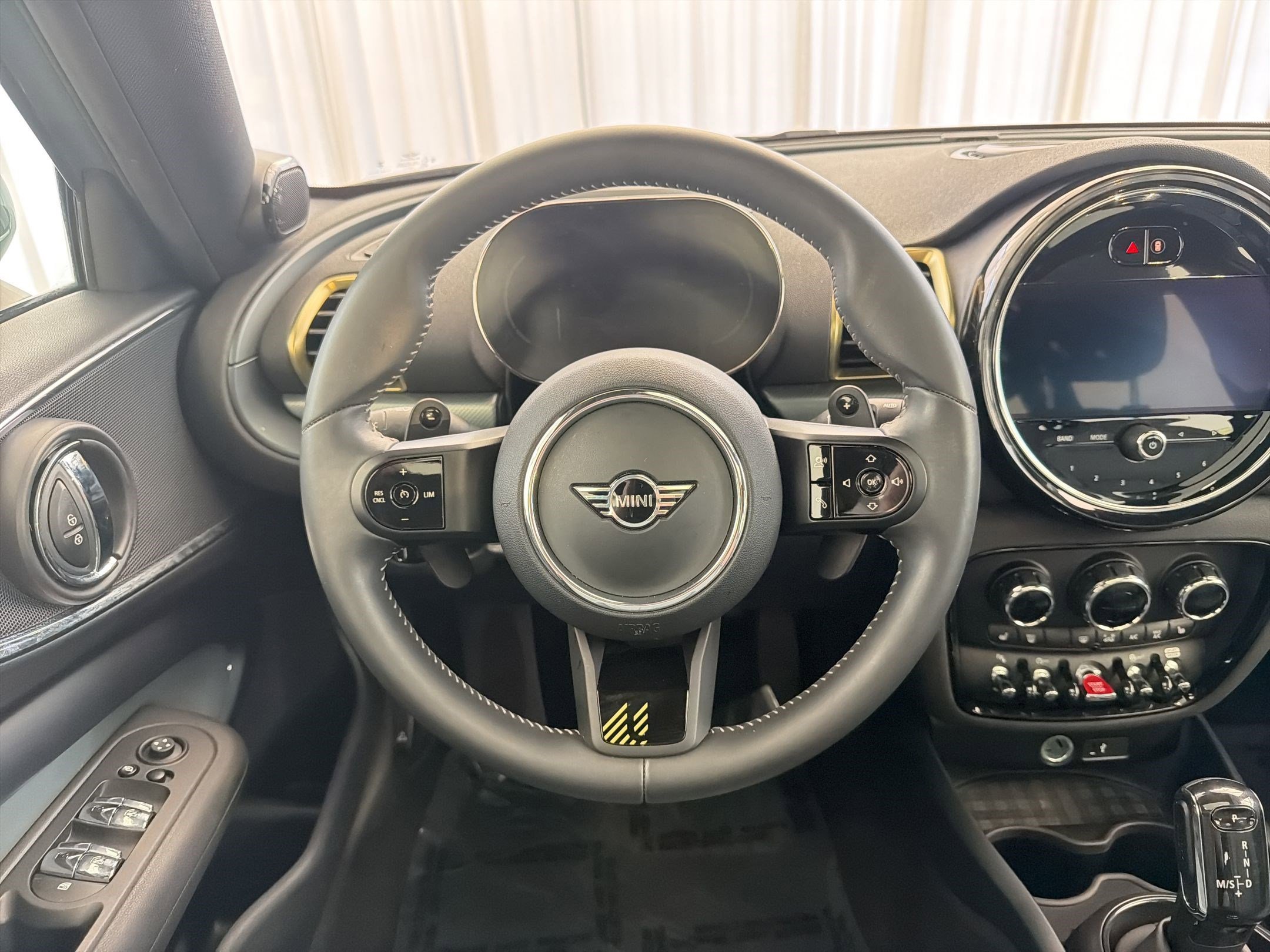 Certified 2024 MINI Cooper Clubman S w/ MINI Untold Edition image 24