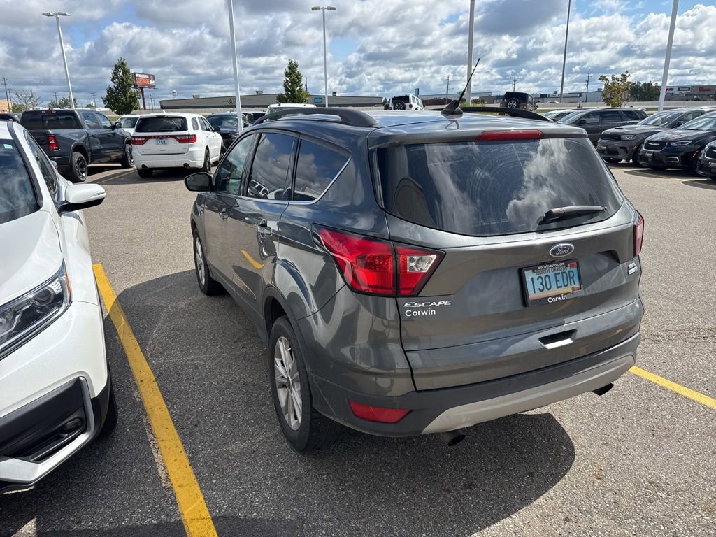 Used 2019 Ford Escape SEL image 6