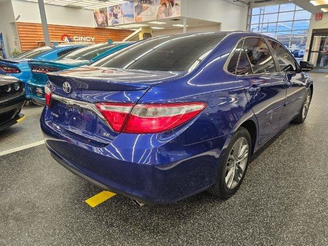Used 2015 Toyota Camry SE FWD image 5