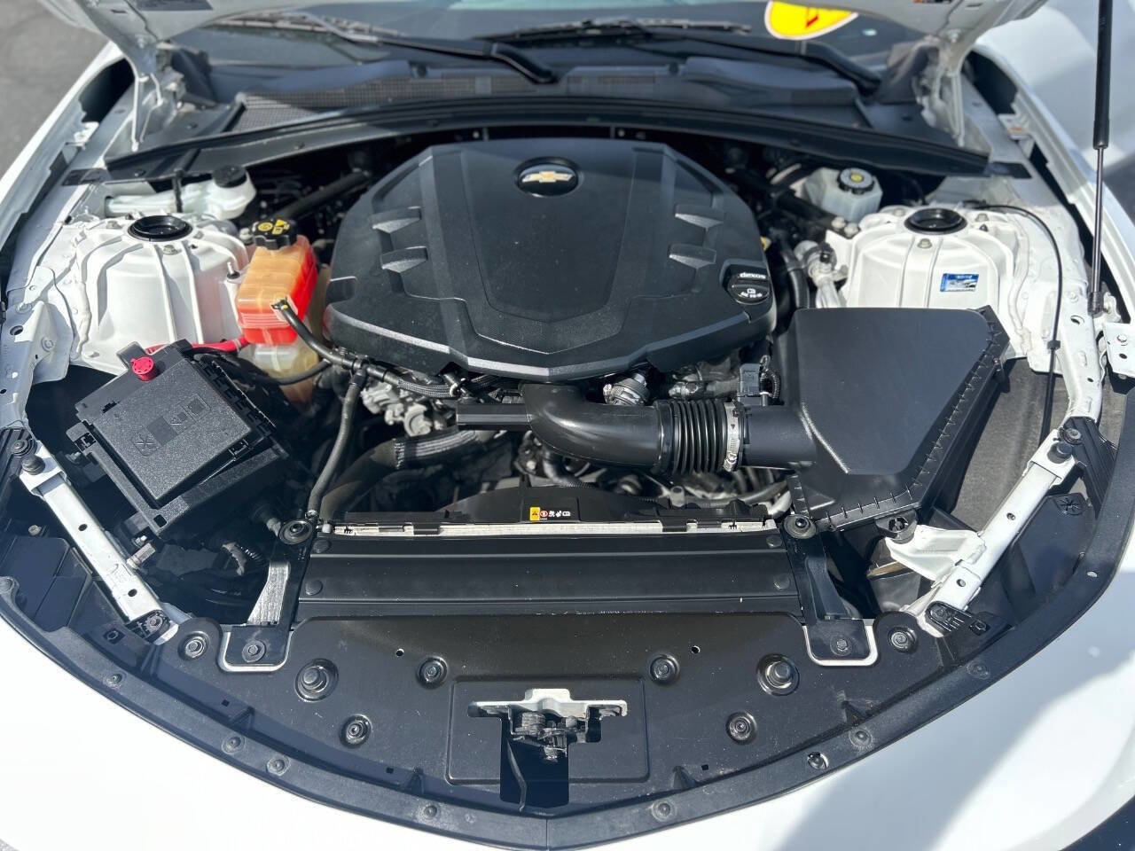 Used 2020 Chevrolet Camaro LT image 17