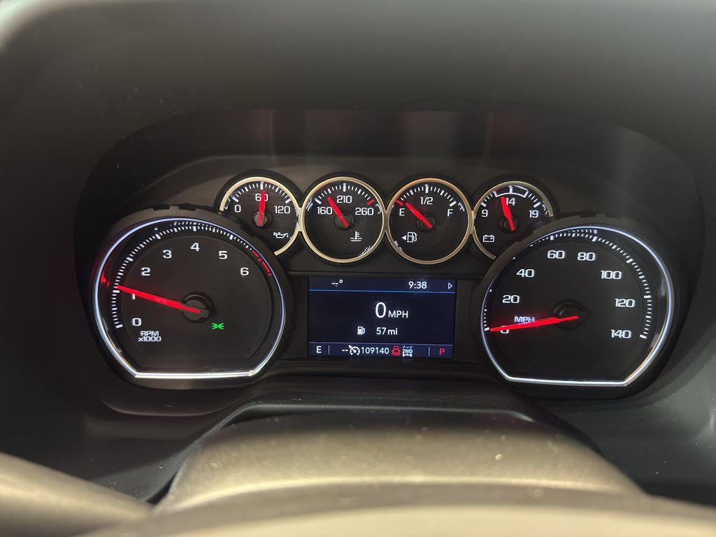 Used 2021 Chevrolet Tahoe RST w/ Luxury Package AWD/4WD image 19