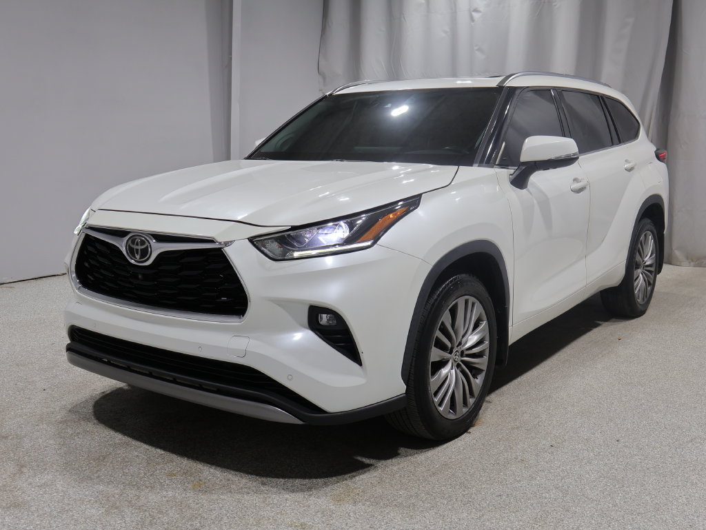 Used 2021 Toyota Highlander Platinum AWD/4WD image 6