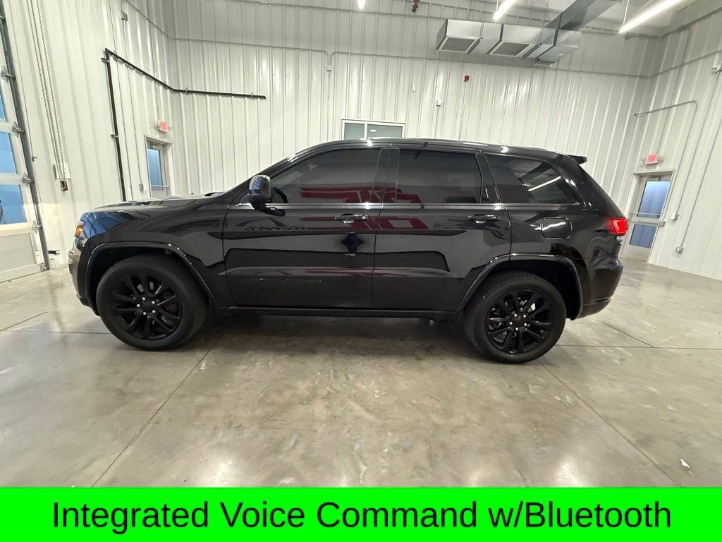 Used 2021 Jeep Grand Cherokee Laredo X image 9