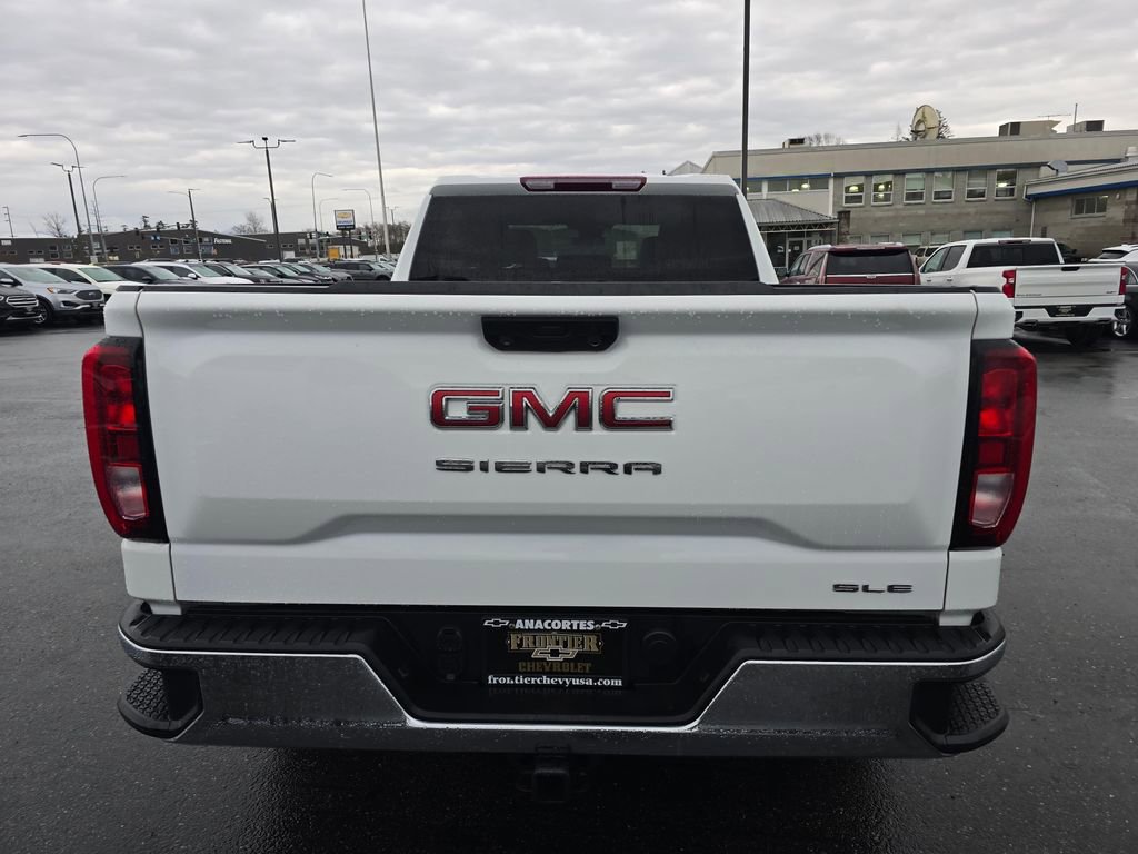 Used 2023 GMC Sierra 1500 SLE w/ Enhanced Capability Package AWD/4WD image 4