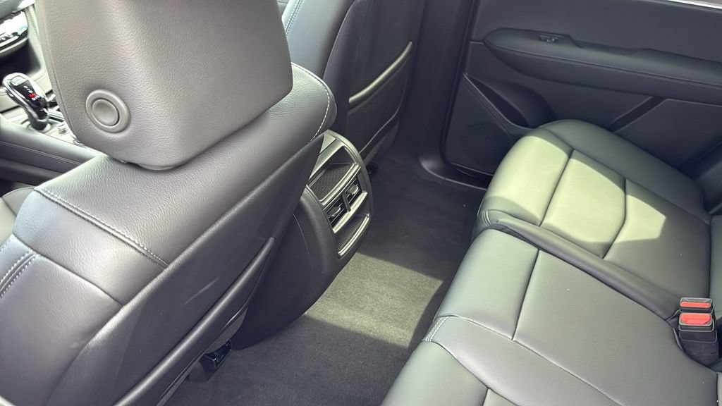 New 2026 Cadillac XT5 Luxury w/ LPO, Floor Liner Package AWD/4WD image 32