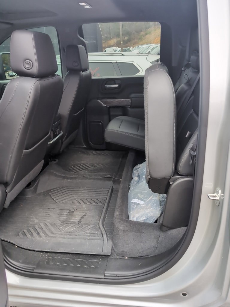 Used 2022 Chevrolet Silverado 2500 LTZ image 11