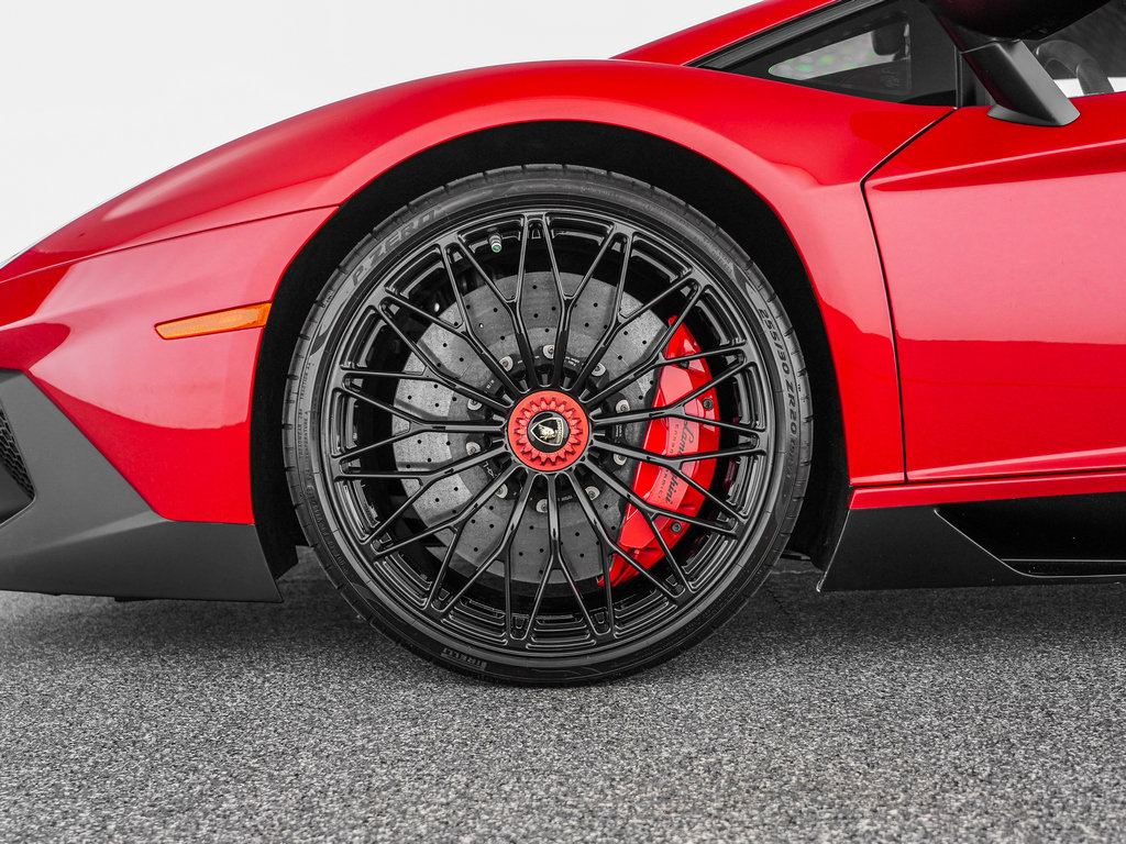 Used 2016 Lamborghini Aventador LP 750-4 Superveloce AWD/4WD image 31