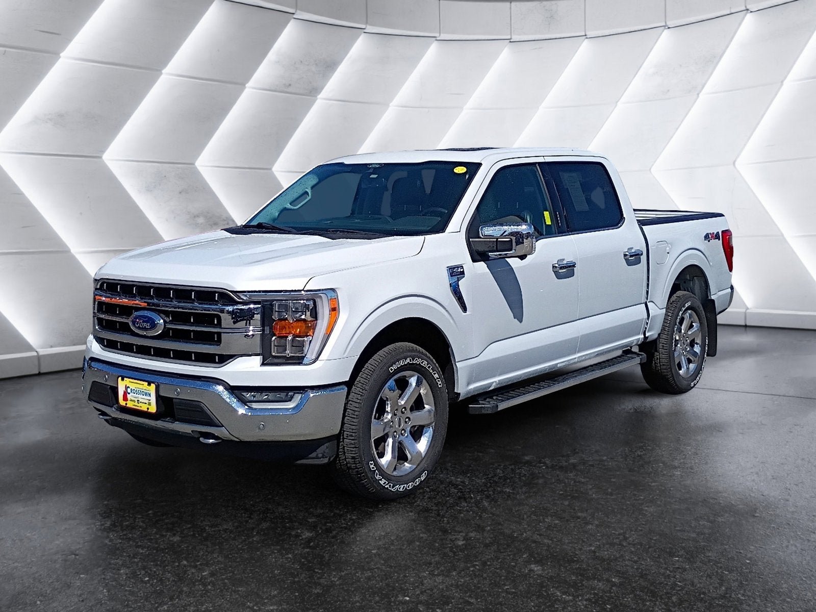 Used 2021 Ford F150 Lariat AWD/4WD image 2