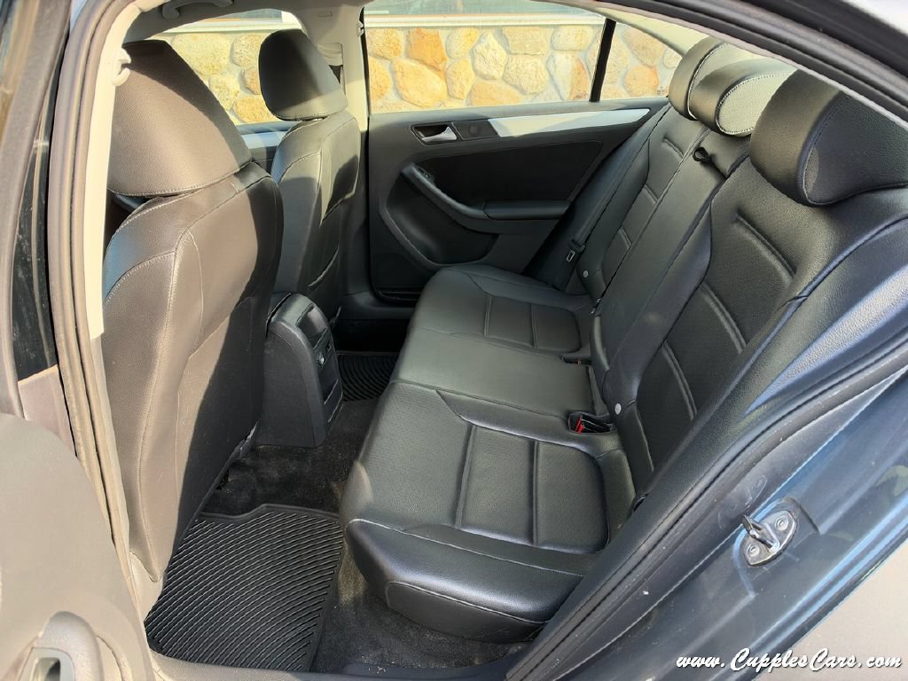 Used 2014 Volkswagen Jetta SE FWD image 6