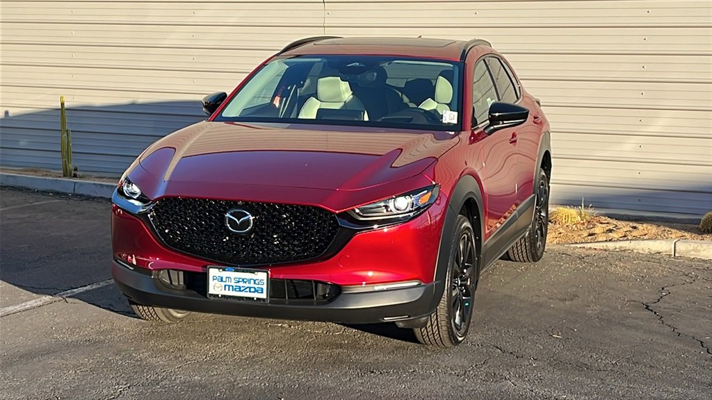 Used 2025 MAZDA CX-30 2.5 Turbo w/ Premium Plus Pkg image 3