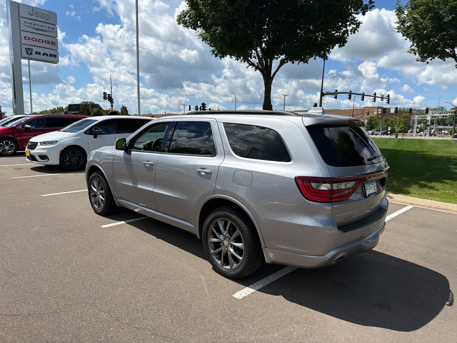 Used 2017 Dodge Durango GT w/ Premium Group AWD/4WD image 5