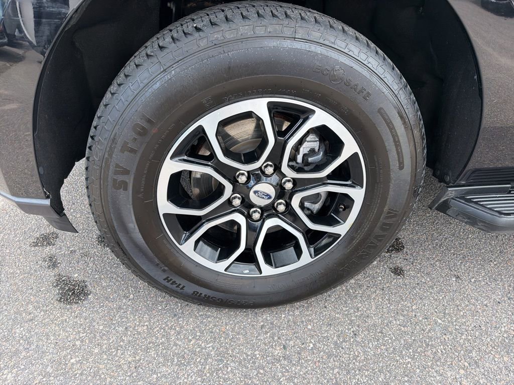 Used 2024 Ford Expedition Max XLT image 10