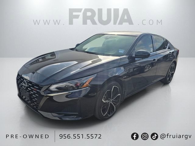 Used 2023 Nissan Altima 2.5 SR image 1