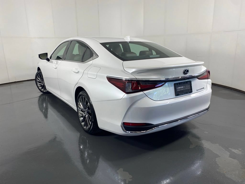 Used 2025 Lexus ES 300h Ultra Luxury FWD image 8