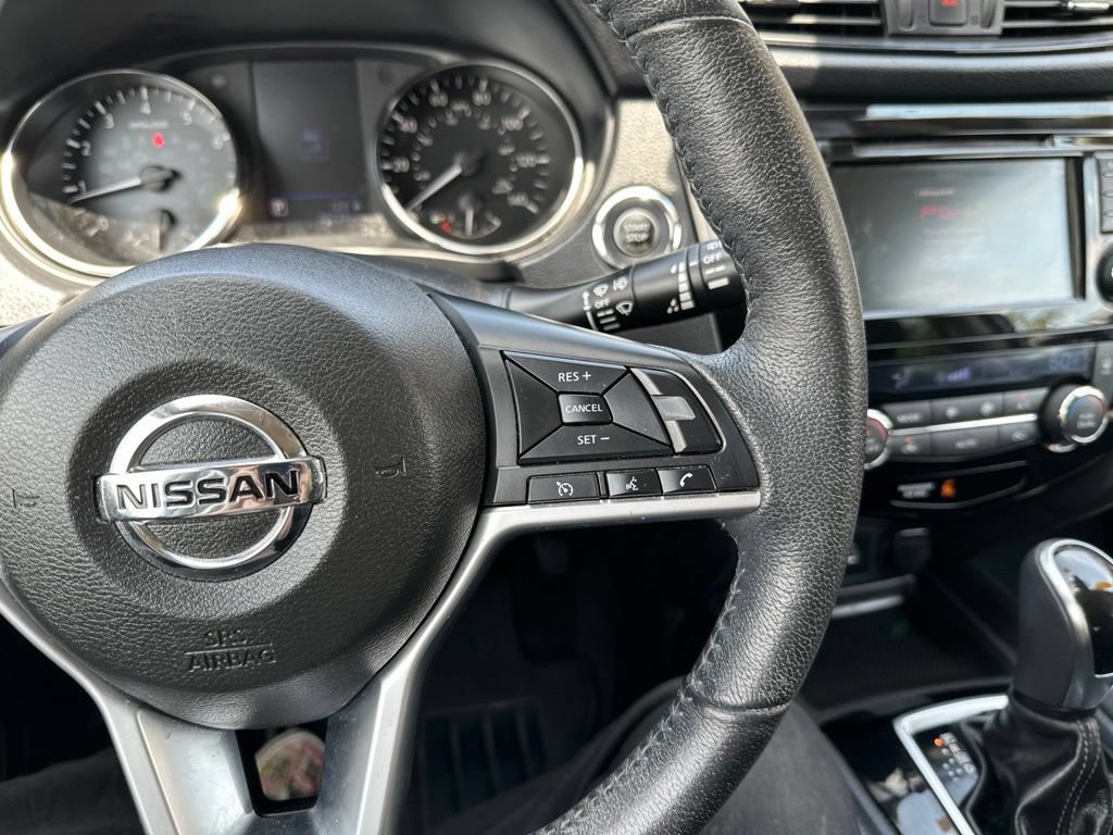 Used 2019 Nissan Rogue SV AWD/4WD image 28