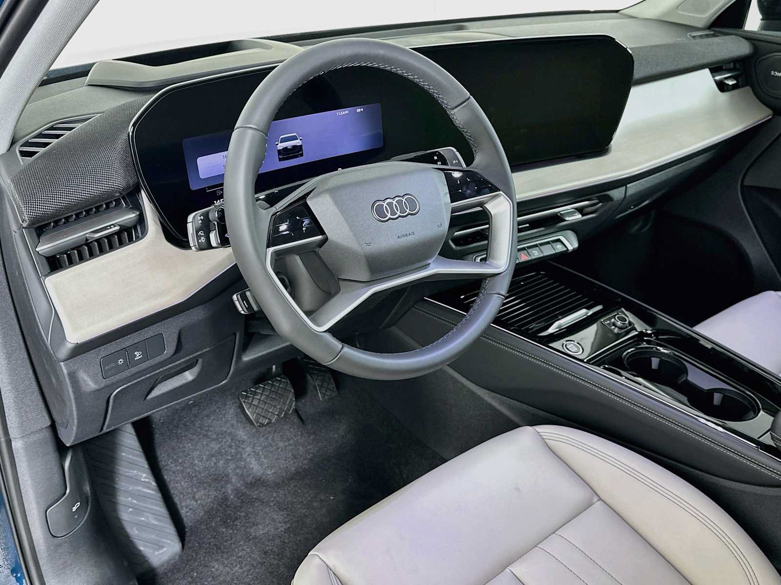 New 2026 Audi Q3 quattro 2.0T AWD/4WD image 9