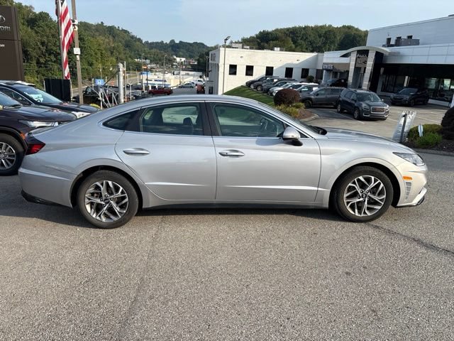 Used 2023 Hyundai Sonata SEL FWD image 4