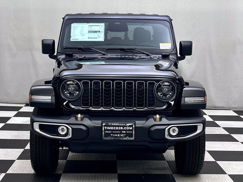 New 2026 Jeep Gladiator Sport AWD/4WD image 3